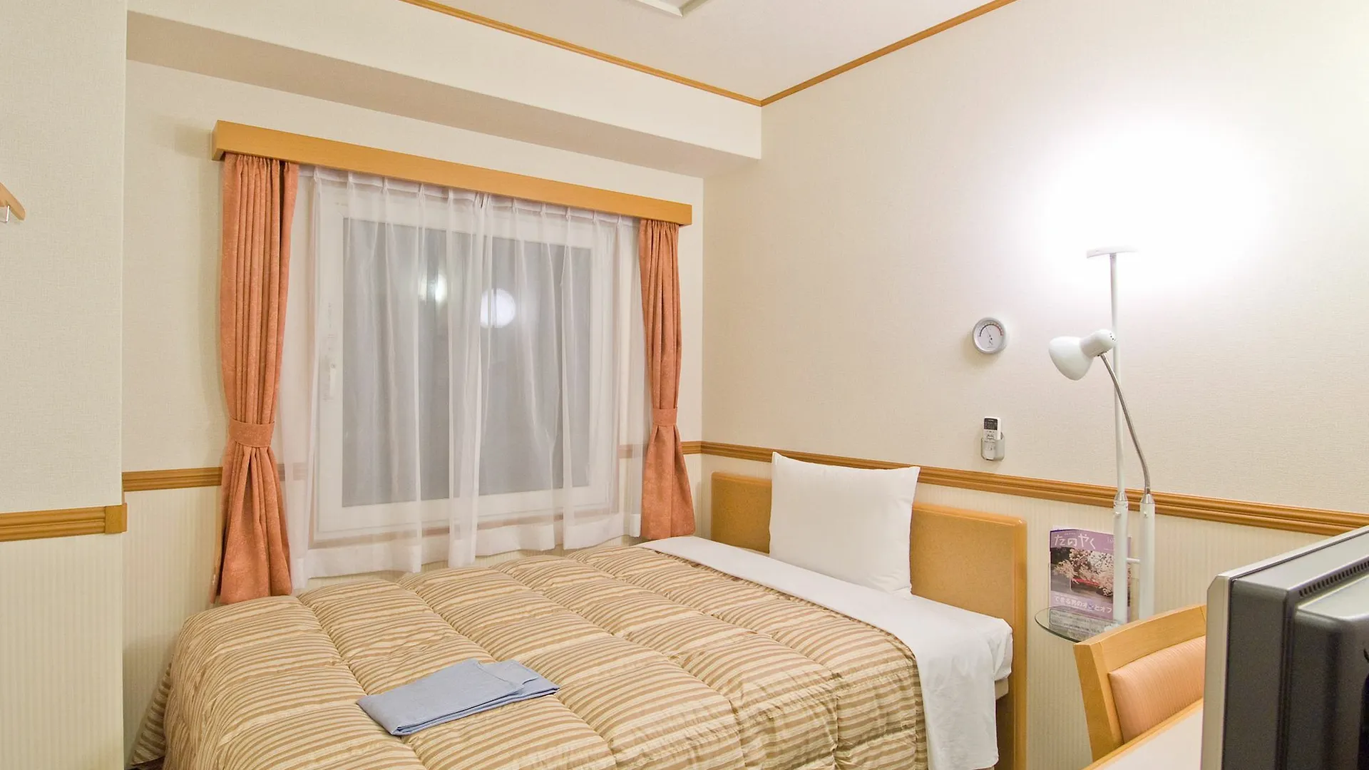 Toyoko Inn Tokyo Shinagawa Aomono-Yokocho-Eki 3*,
